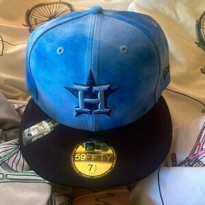 Huston Astros Fitted Hat Size 71/2